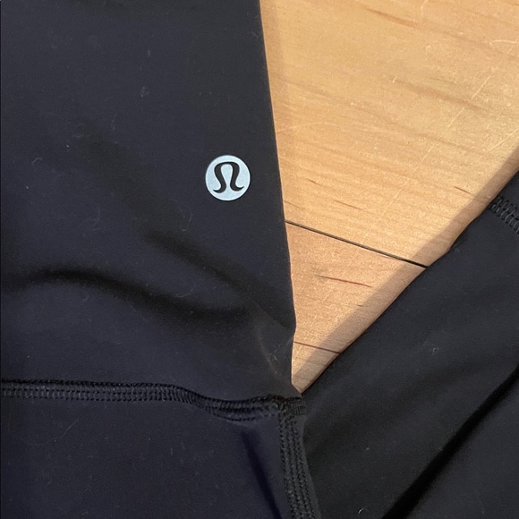 Lululemon Black Leggings Align 25” sz 8 NWOT - Picture 2 of 4